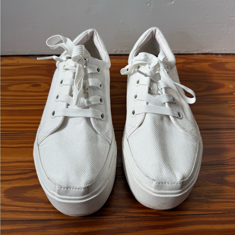 Toms Classic White Sneakers